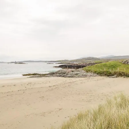 Rainbows End Clifden